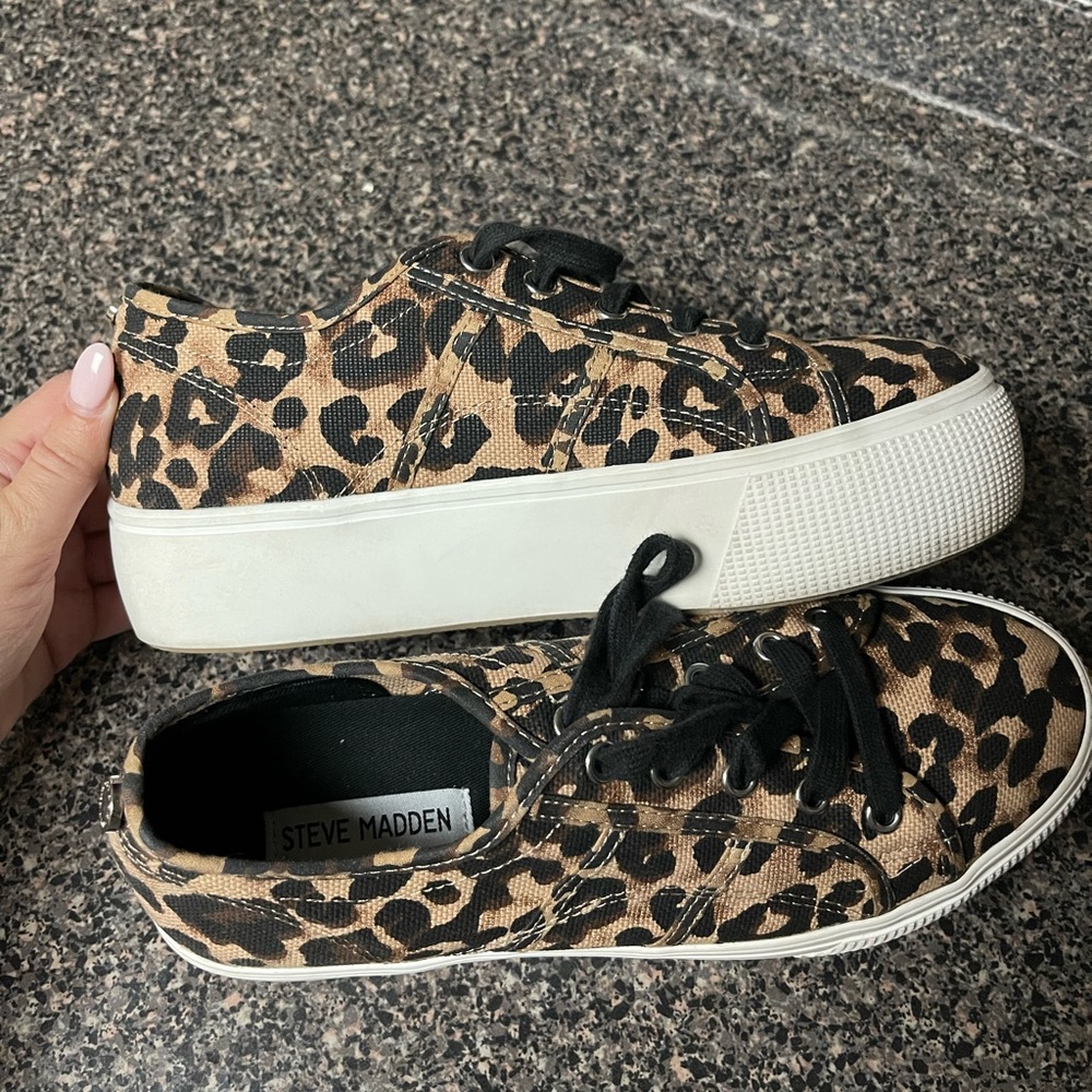 Steve Madden Leopard Platform Sneakers 8.5